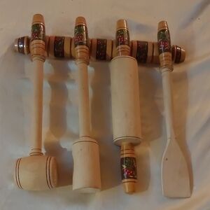 Wooden Kitchen Utensil Set with Floral Design